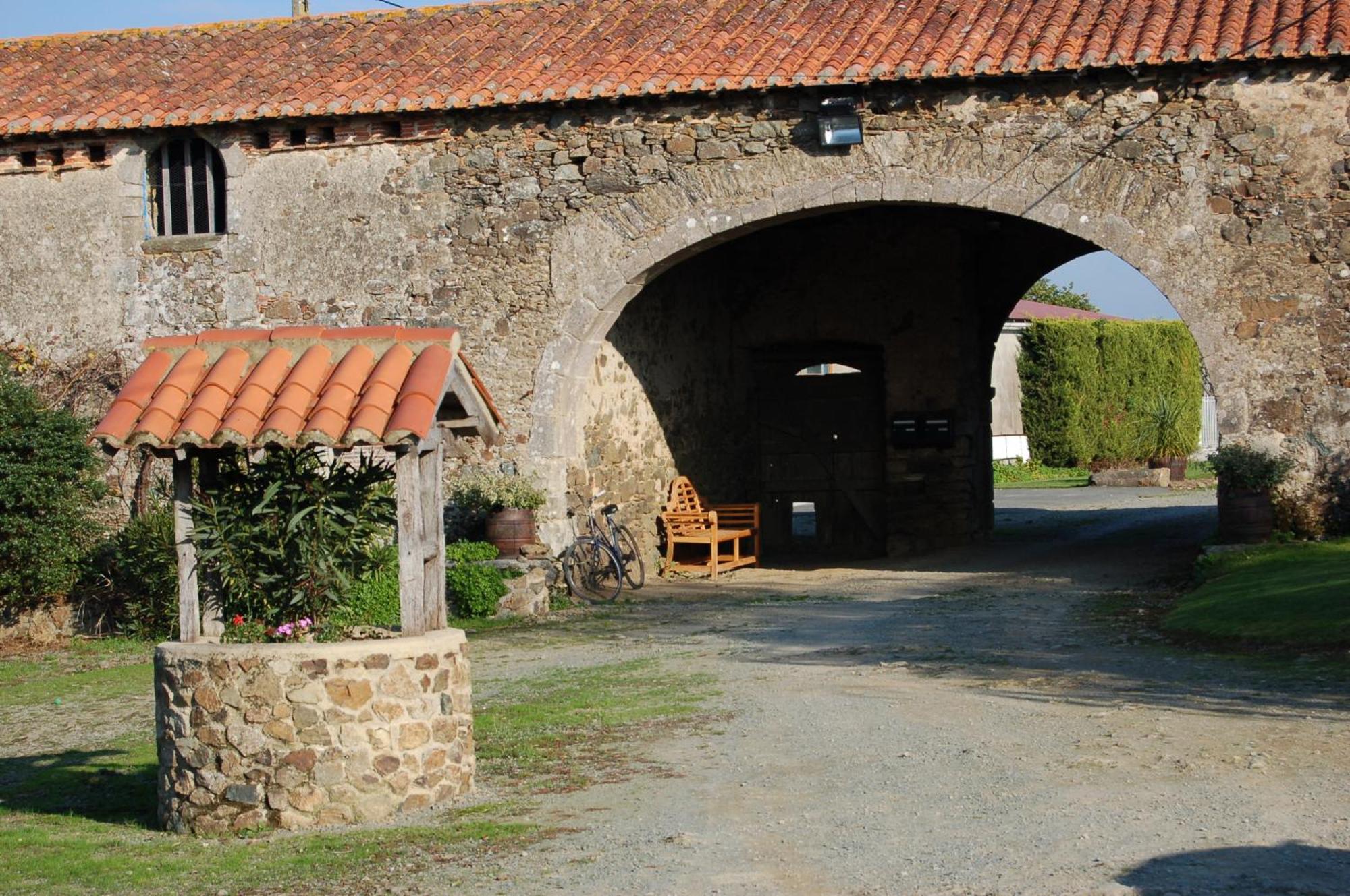 Chambre D'Hote Manoir De La Baudonniere Monsireigne Exterior photo