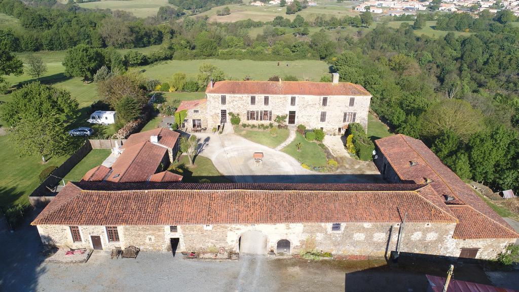 Chambre D'Hote Manoir De La Baudonniere Monsireigne Exterior photo